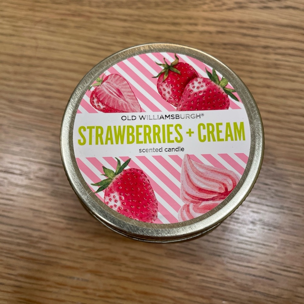Strawberries + Cream Scented Candle
